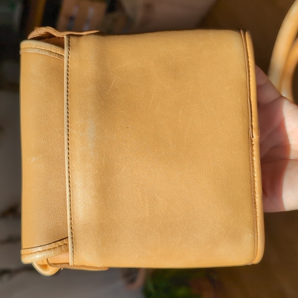 Vintage Coach Tango Bag, Tan - Picture 2 of 9
